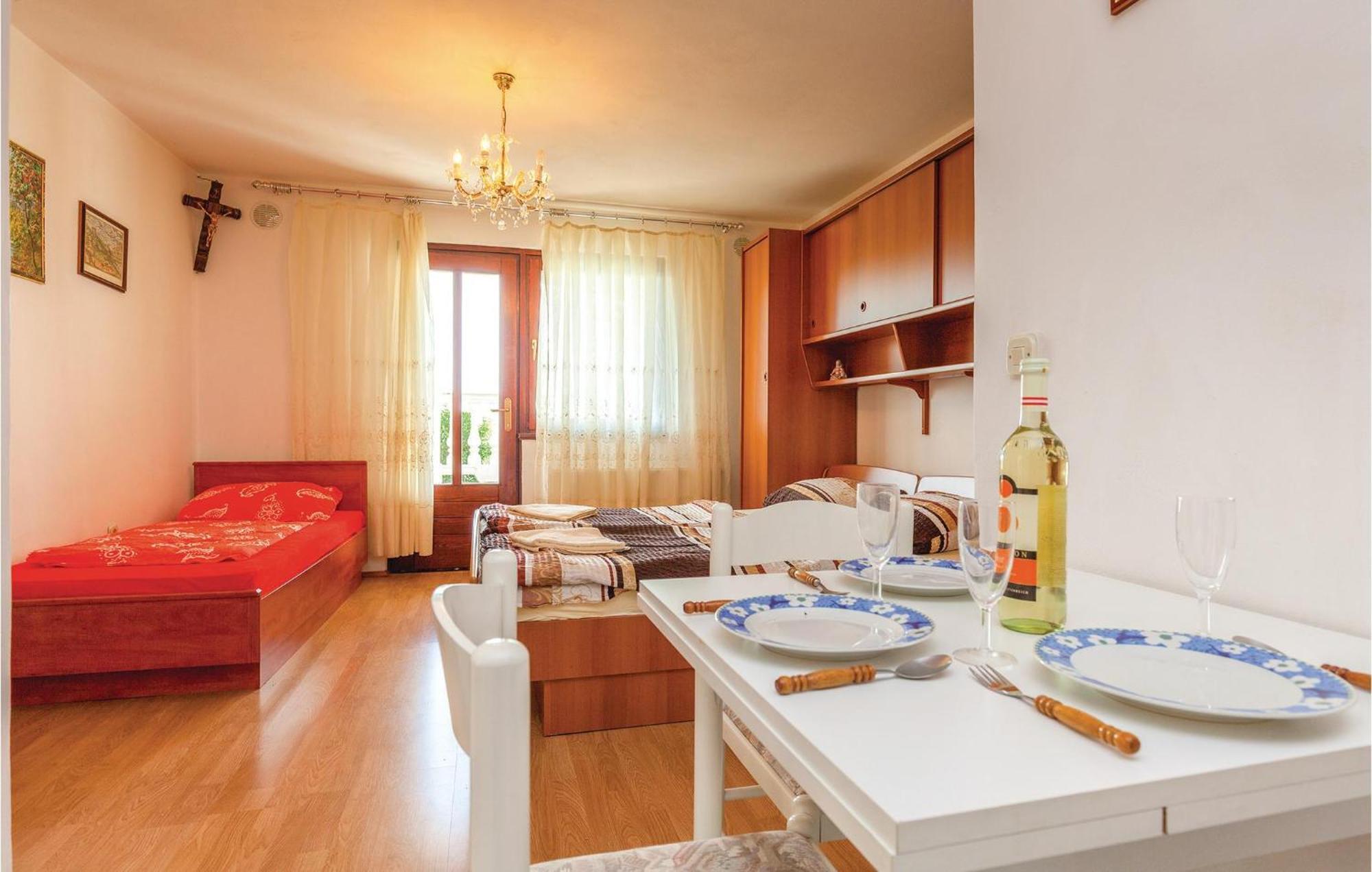 Stunning Apartment In Crikvenica With Wifi Екстериор снимка