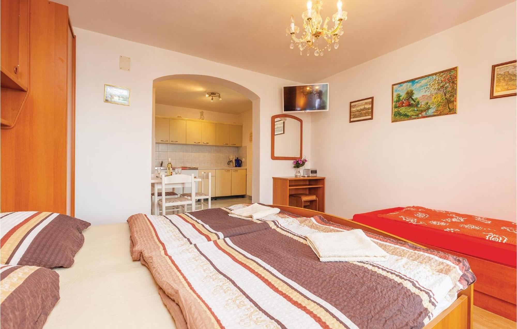 Stunning Apartment In Crikvenica With Wifi Екстериор снимка